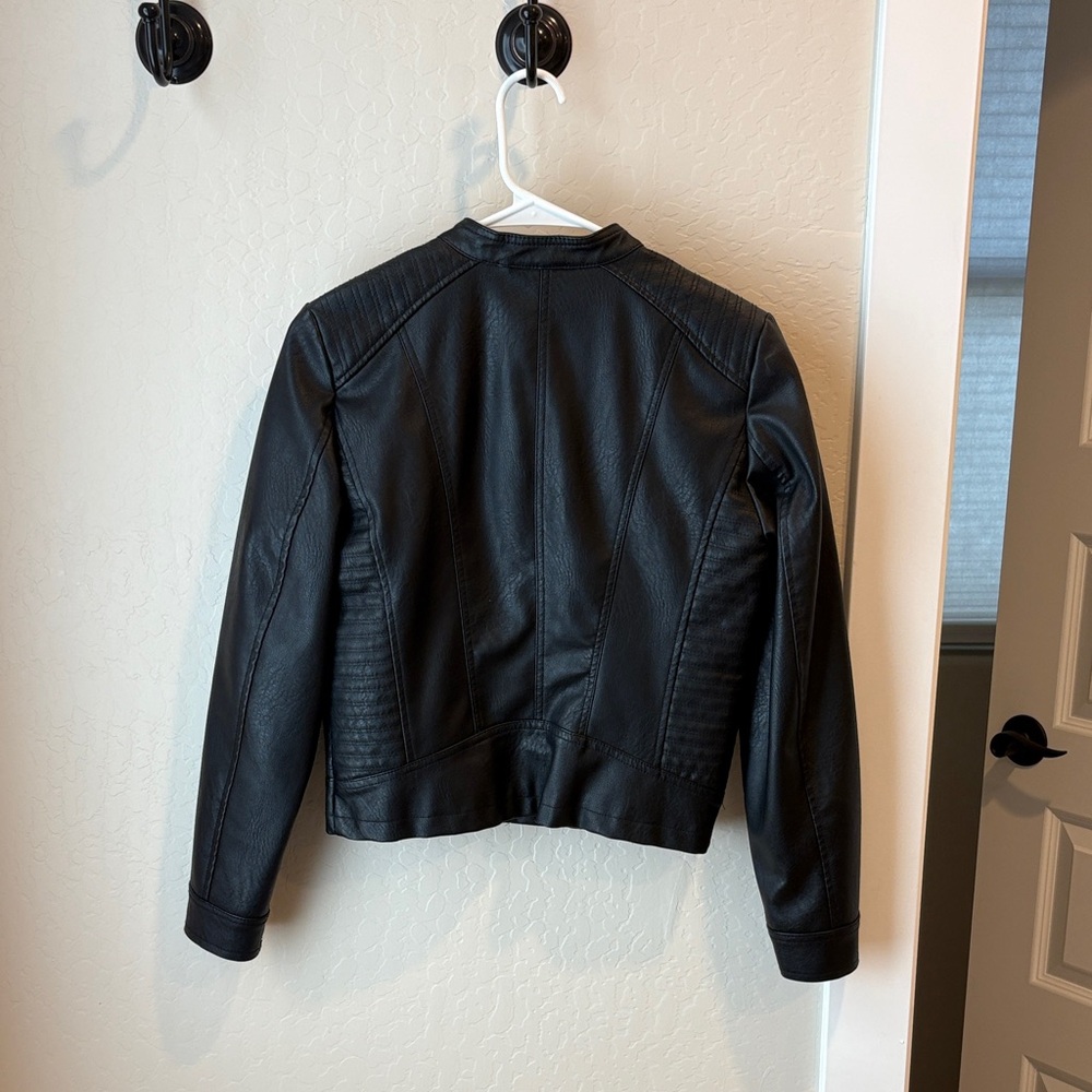 Women's Faux Black Leather Jacket - Picture 2 of 2